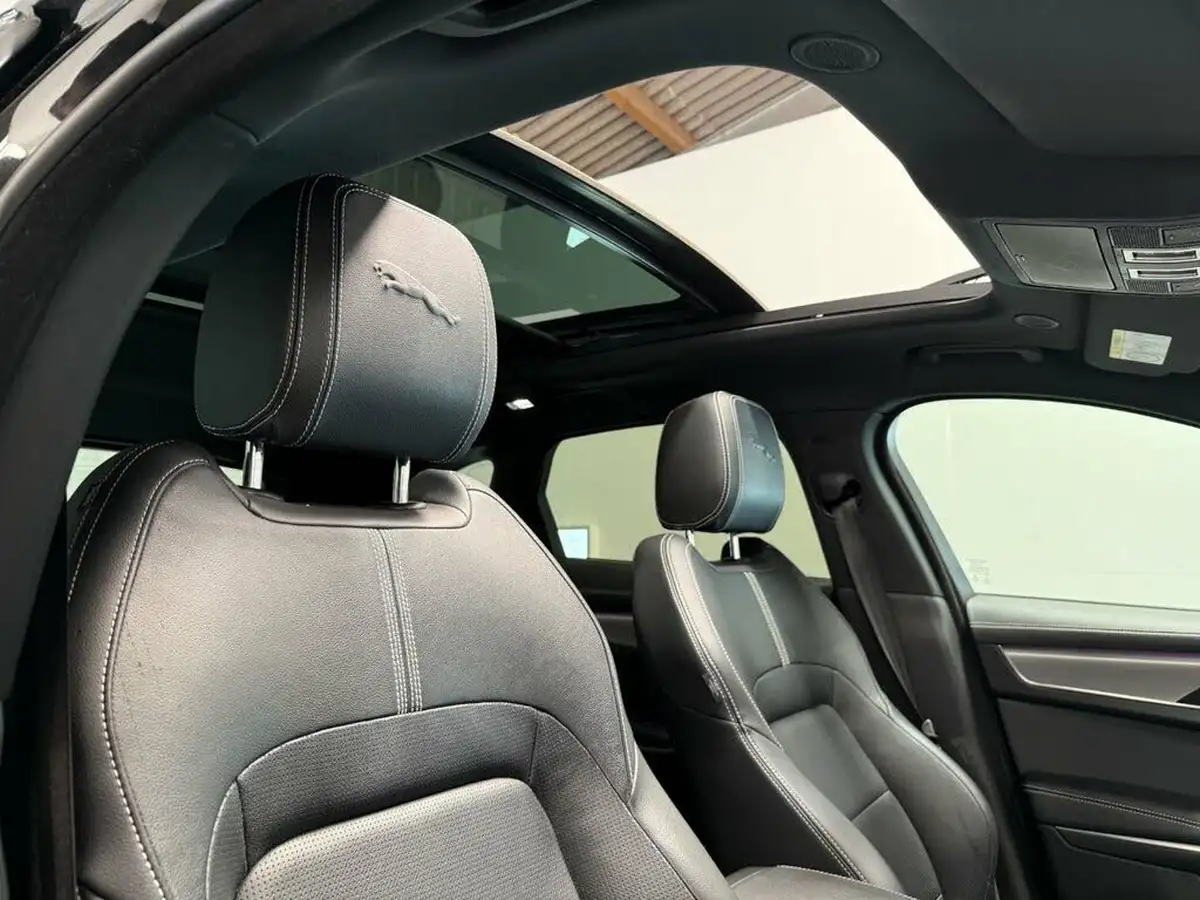 2021-jaguar-f-pace-20-d200-r-dynamic-se-mhev-big-10