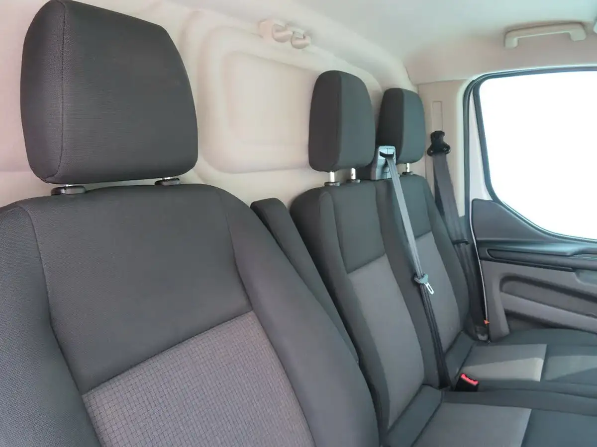 2019-ford-transit-custom-20tdci-300-l1h2-105pseu6-big-36