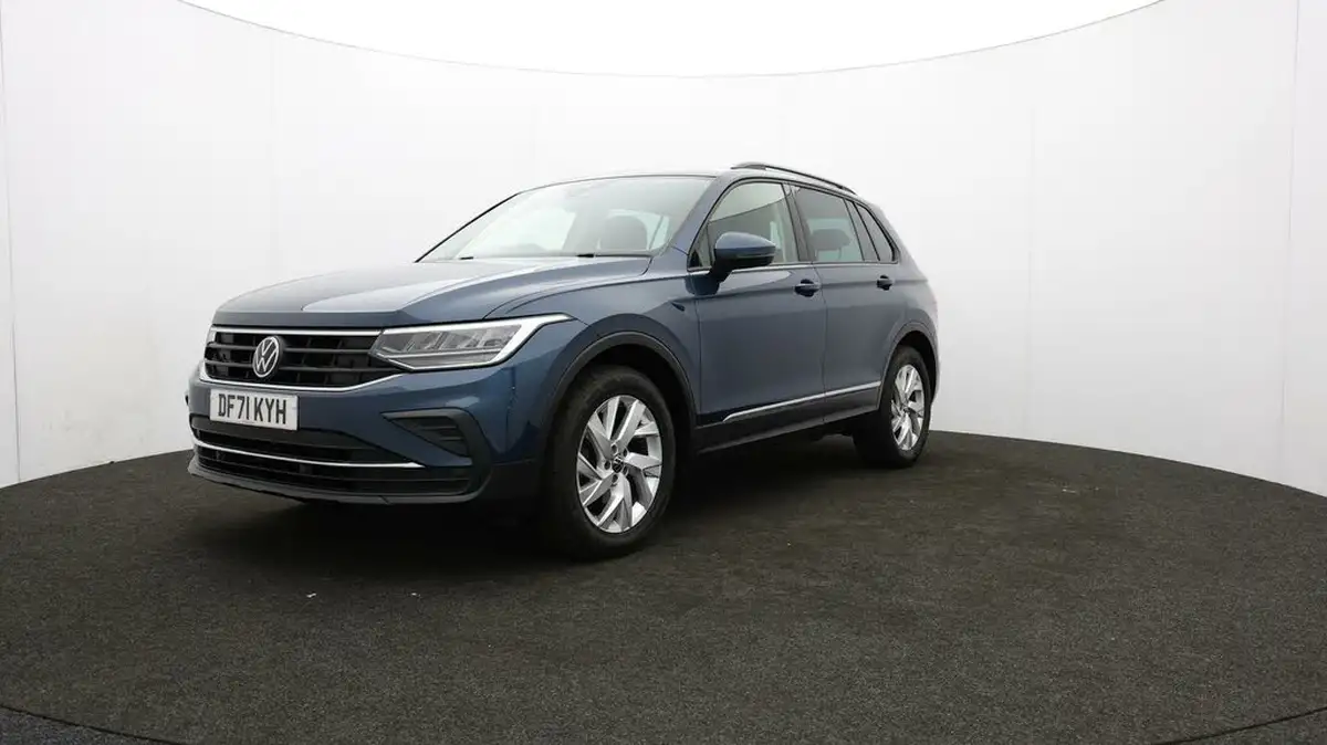 2022-volkswagen-tiguan-15-tsi-life-150ps-big-59