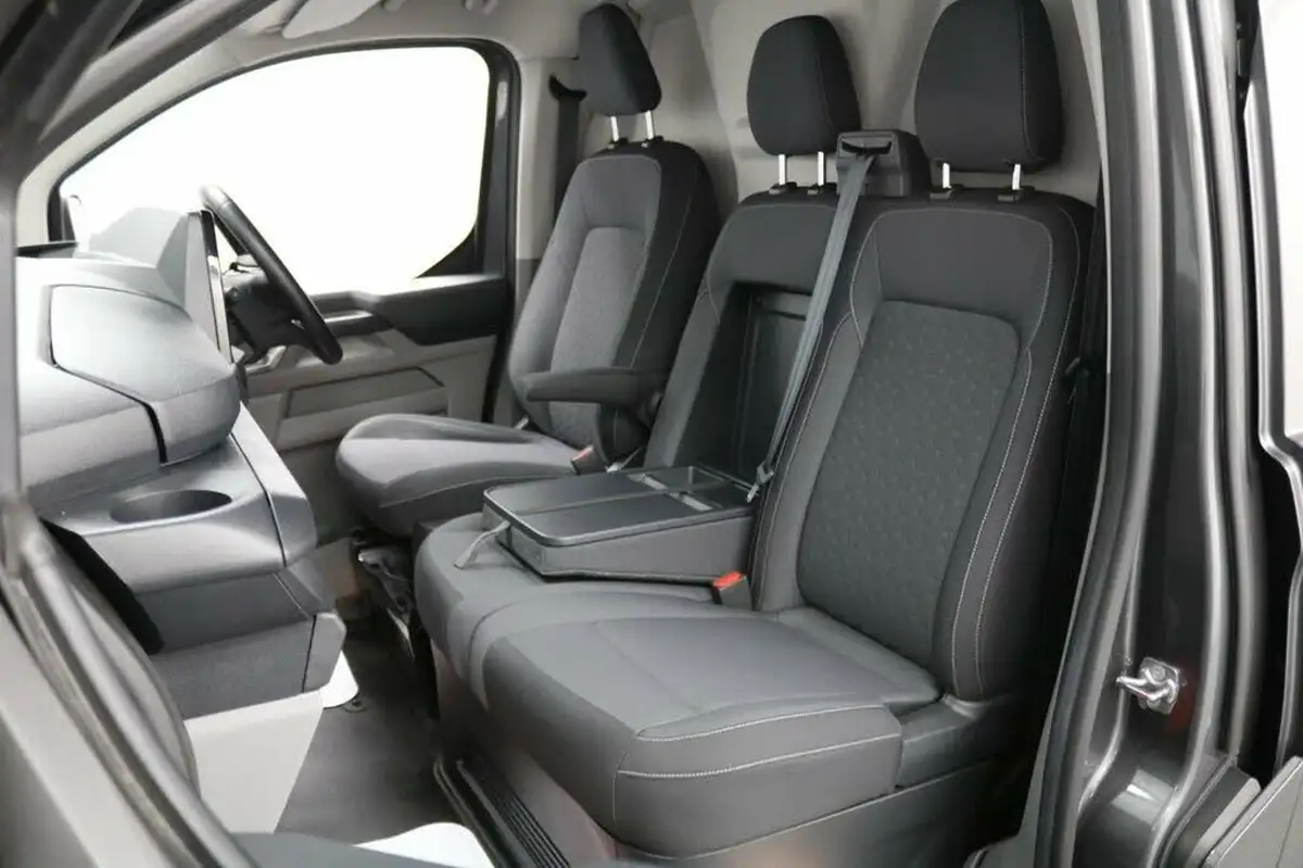 2024-ford-transit-custom-20tdci-320-l2h1-limited-136pseu6e-panel-van-1996cc-auto-big-21