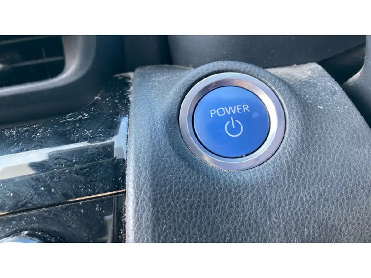 2022-toyota-yaris-15-vvt-i-design-panoramic-roof-big-36