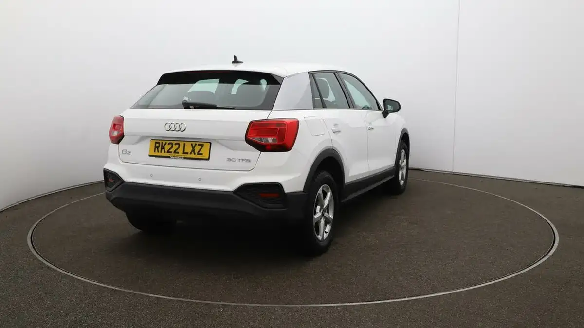 2022-audi-q2-10-30-tfsi-technik-big-54