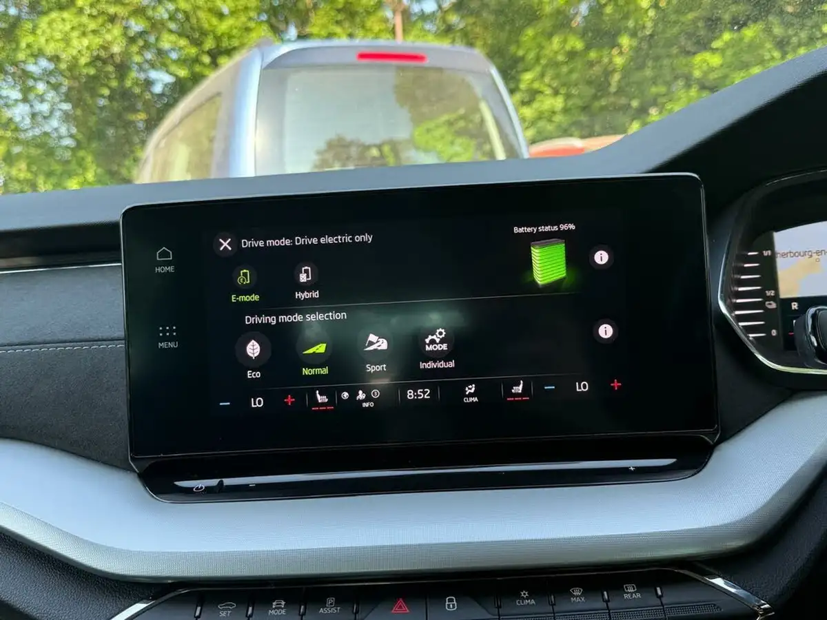 2021-skoda-octavia-14-tsi-se-l-hatchback-big-25