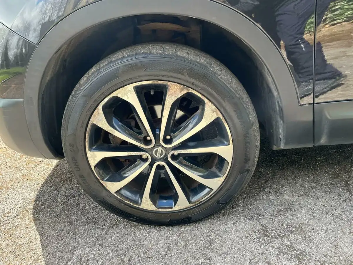 2011-nissan-qashqai2-15td-n-tec-big-75