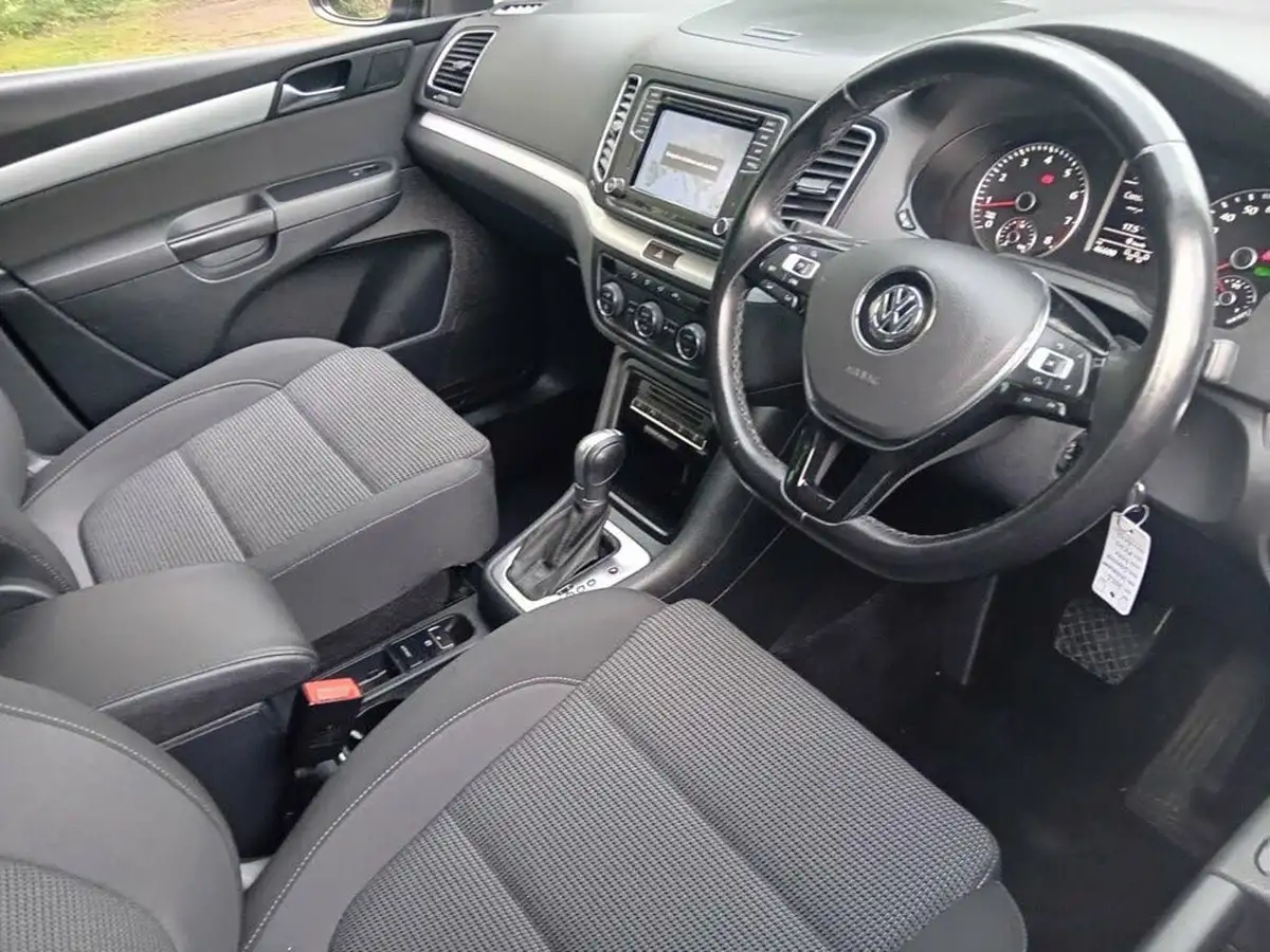 2021-volkswagen-sharan-14-tsi-se-nav-dsg-big-20