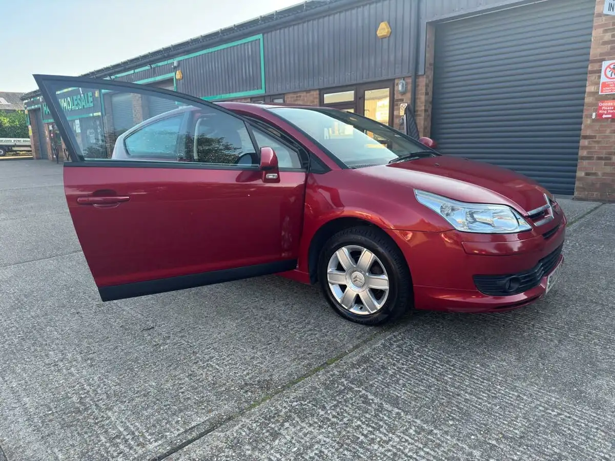 2009-citroen-c4-16-vtr-coupe-3d-1587cc-big-46