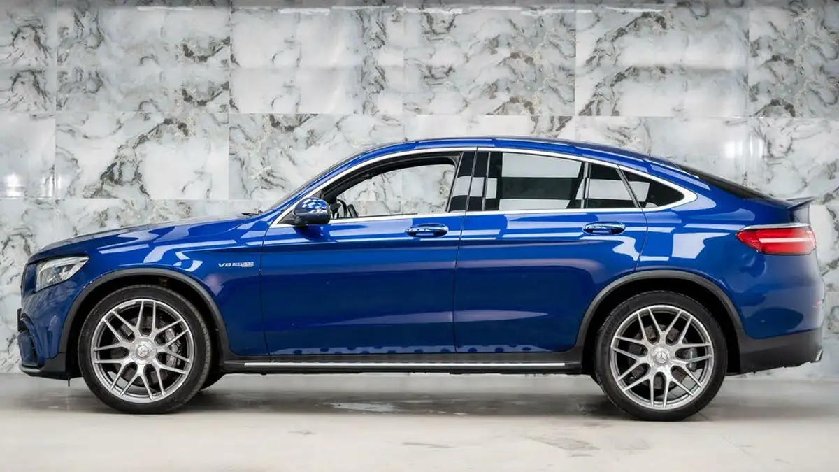 2018-mercedes-benz-glc-class-40-glc-amg-63-premiumss-coupe-4d-big-9