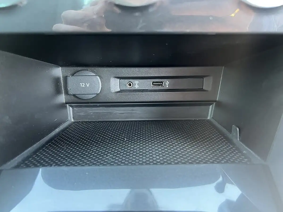 2016-volkswagen-tiguan-20tdi-se-150ps-bmt-big-23