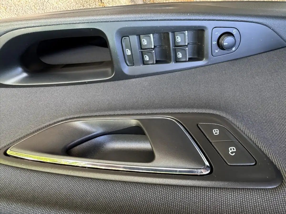 2019-seat-leon-15-tsi-evo-fr-150ps-ss-estate-dsg-big-25