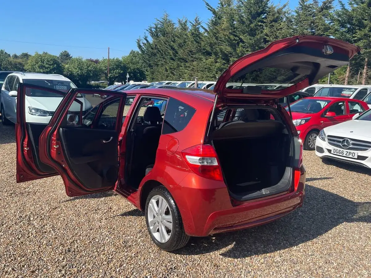 2014-honda-jazz-14-ex-big-27