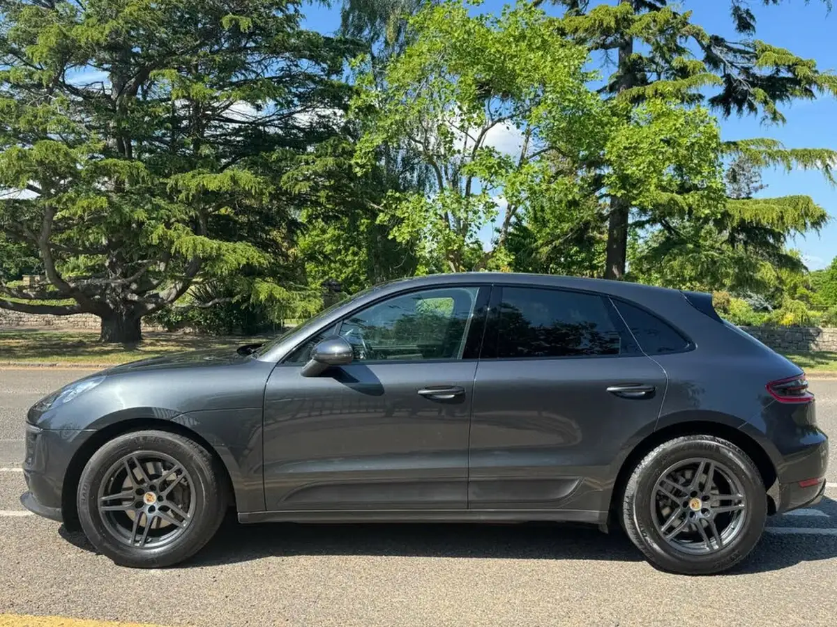 2016-porsche-macan-30td-s-big-3