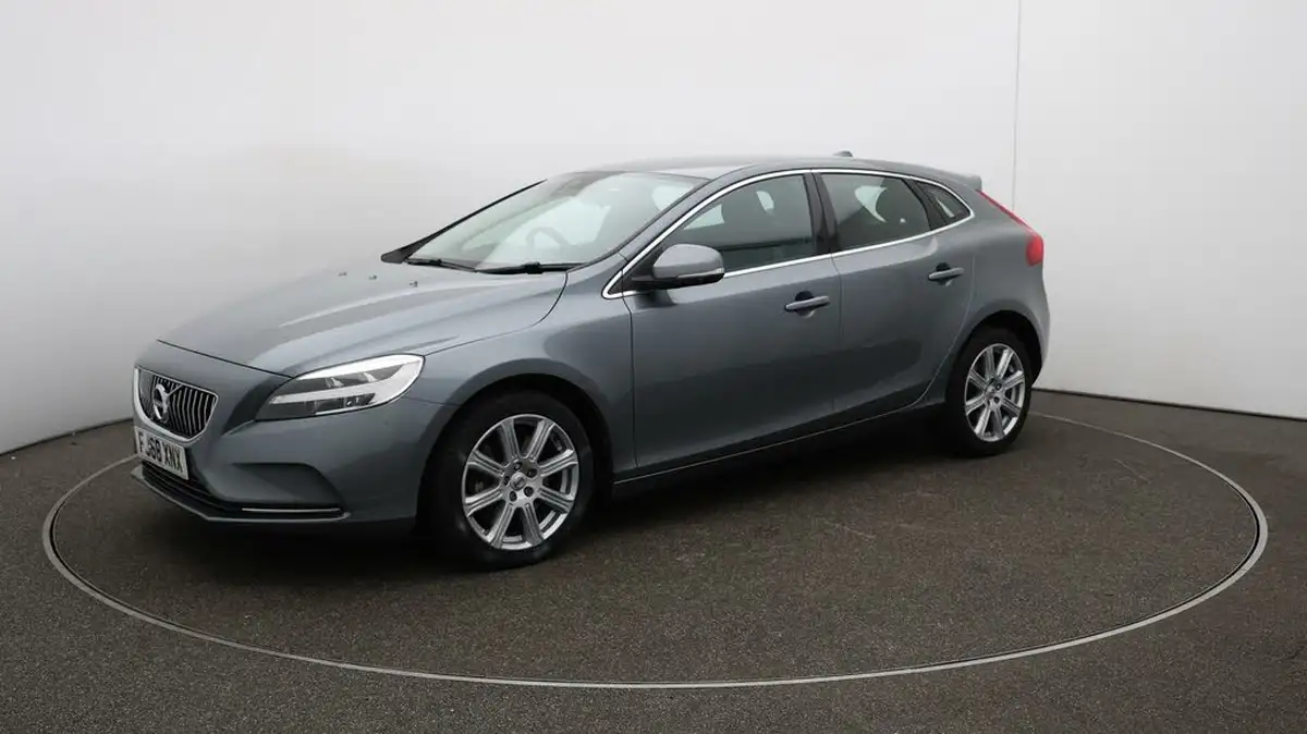 2018-volvo-v40-15-t3-inscription-big-66