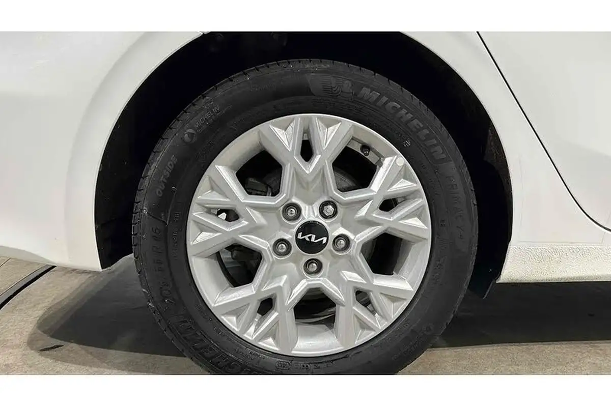 2023-kia-ceed-15-t-gdi-2-158bhp-sportswagon-big-14