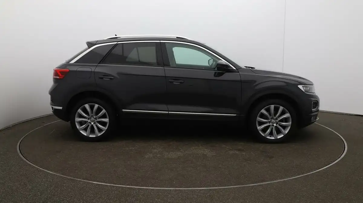 2020-volkswagen-t-roc-20tdi-sel-big-47