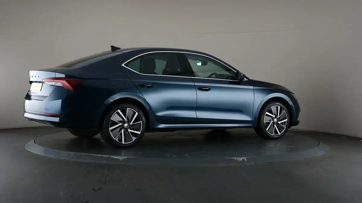 2021-skoda-octavia-14-tsi-se-l-hatchback-big-61