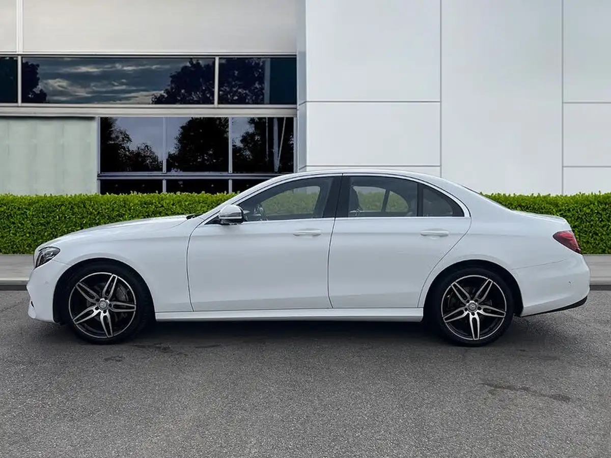 2016-mercedes-benz-e-class-20d-e220d-amg-line-ss-saloon-4d-big-4
