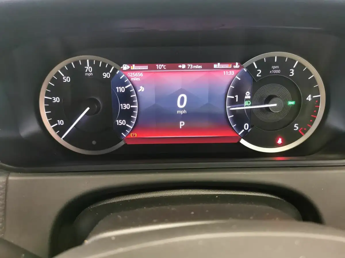 2022-land-rover-range-rover-velar-20-d200-velar-big-36