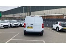 2023-toyota-proace-city-e-icon-l2-small-18