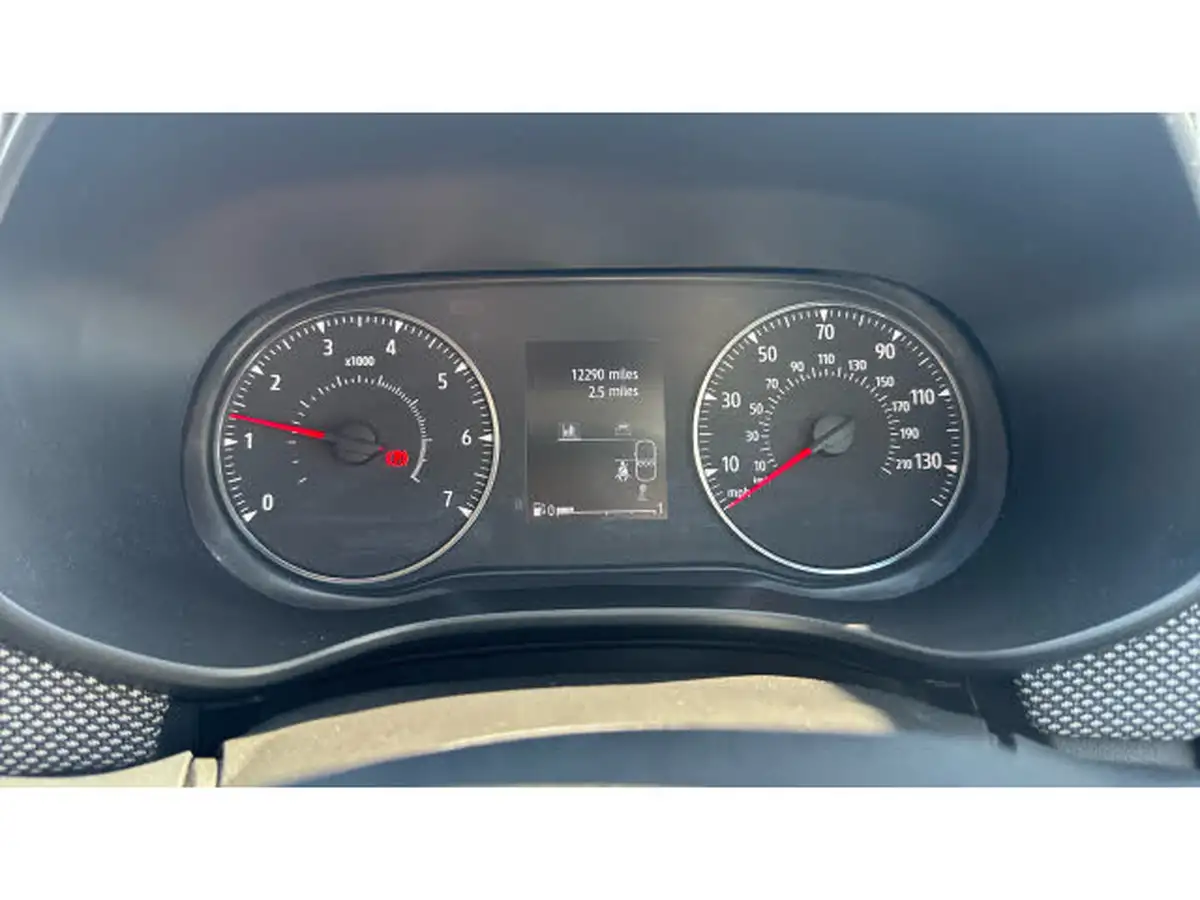 2021-dacia-sandero-10-tce-comfort-90bhp-big-17