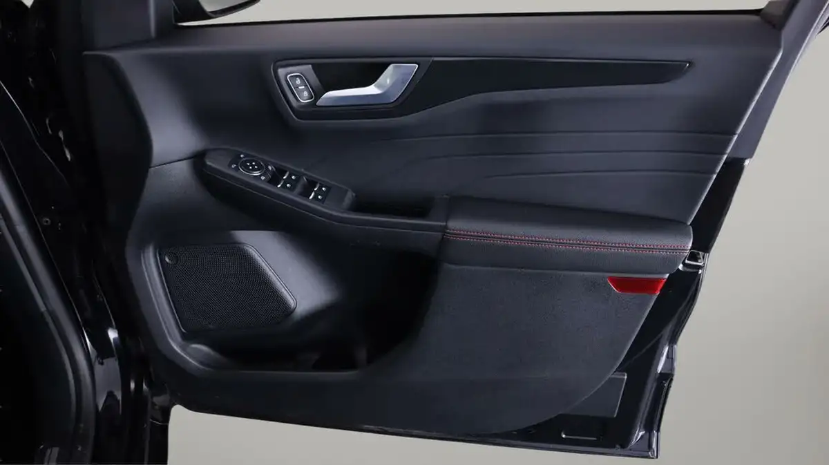 2022-ford-kuga-25t-st-line-x-edition-225ps-phev-big-15