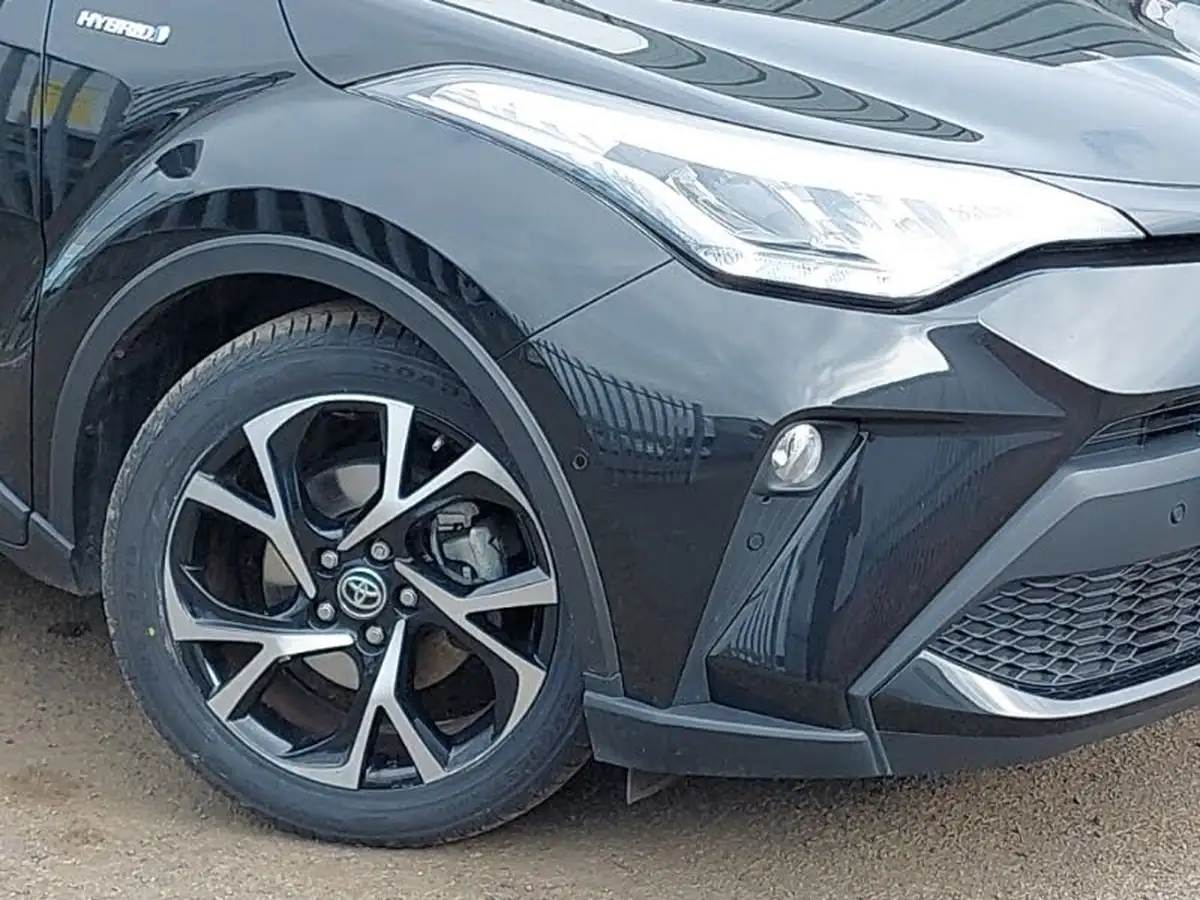 2021-toyota-c-hr-18-vvt-i-design-big-8
