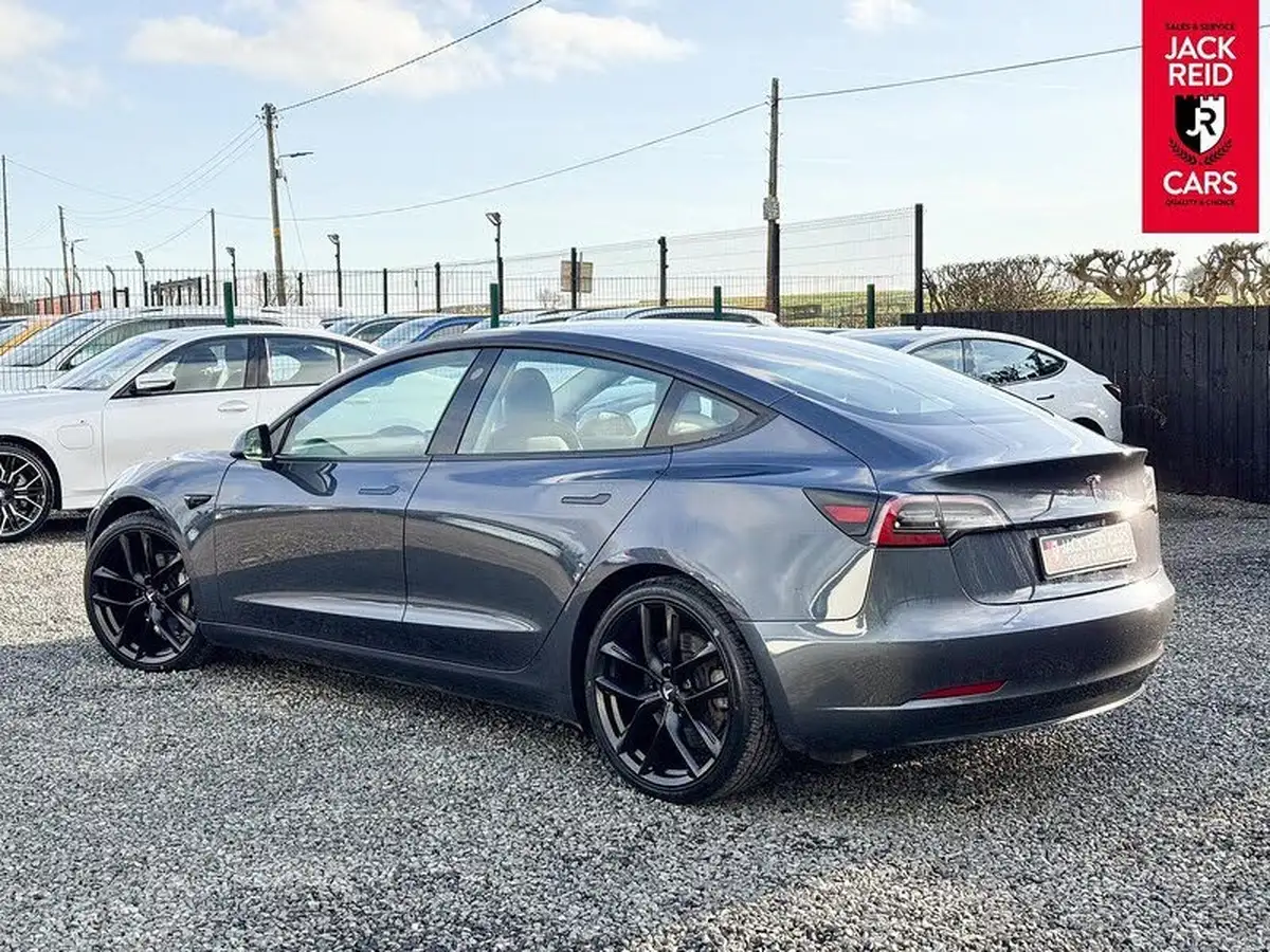2021-tesla-model-3-e-standard-plus-big-2