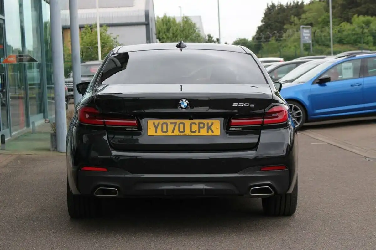 2021-bmw-5-series-20-530e-m-sport-saloon-4d-big-5