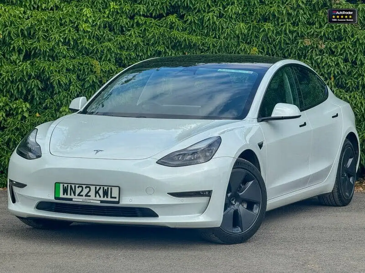2022-tesla-model-3-e-long-range-big-30