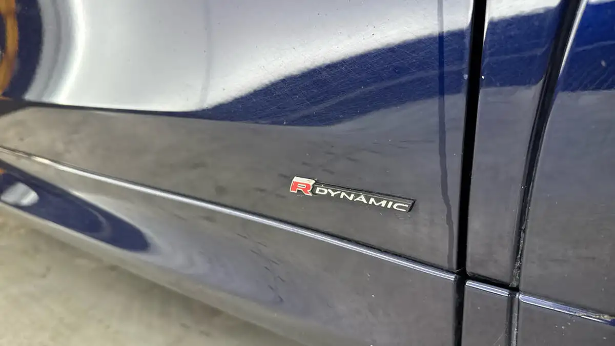 2021-land-rover-discovery-sport-20-p200-r-dynamic-s-plus-big-29
