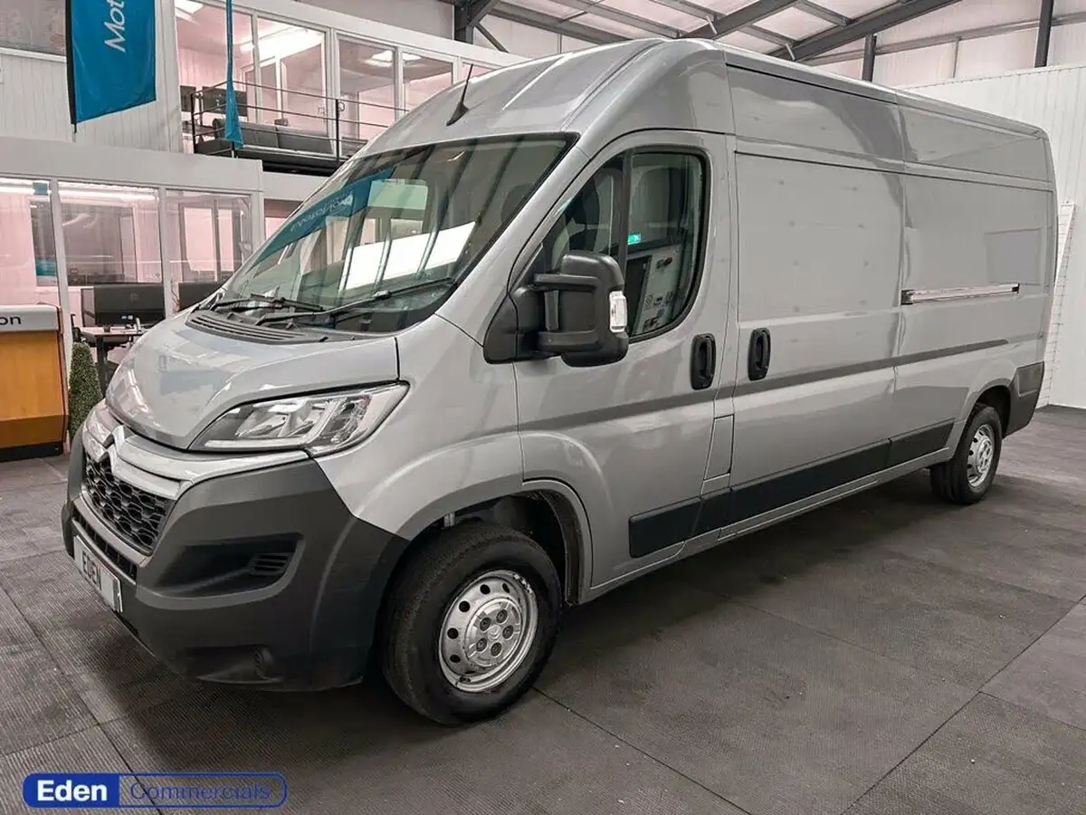 2022-citroen-relay-22bluehdi-35-l3h2-enterprise-panel-big-10