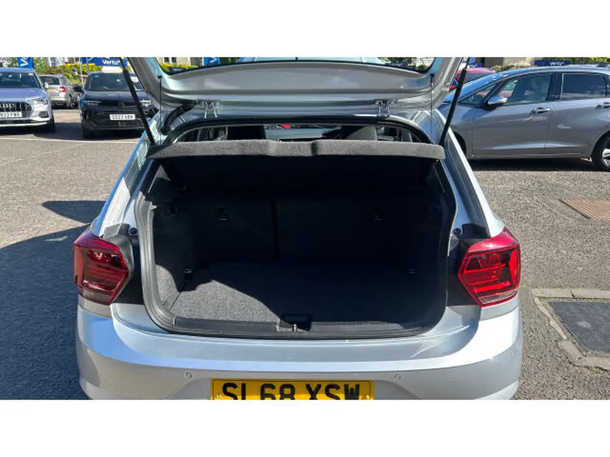 2018-volkswagen-polo-10-se-65ps-evo-big-3