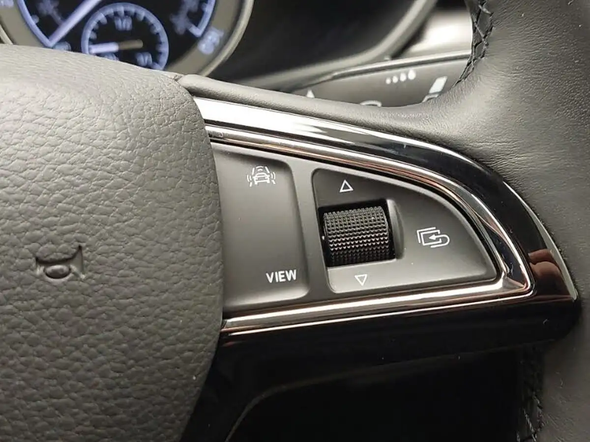 2019-skoda-superb-20-tsi-se-l-hatchback-big-18