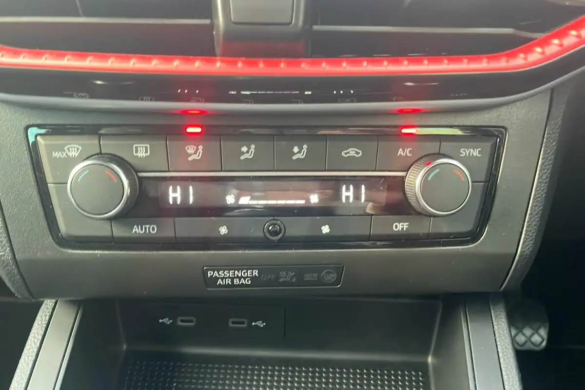 2022-seat-ibiza-10-tsi-fr-110ps-big-14