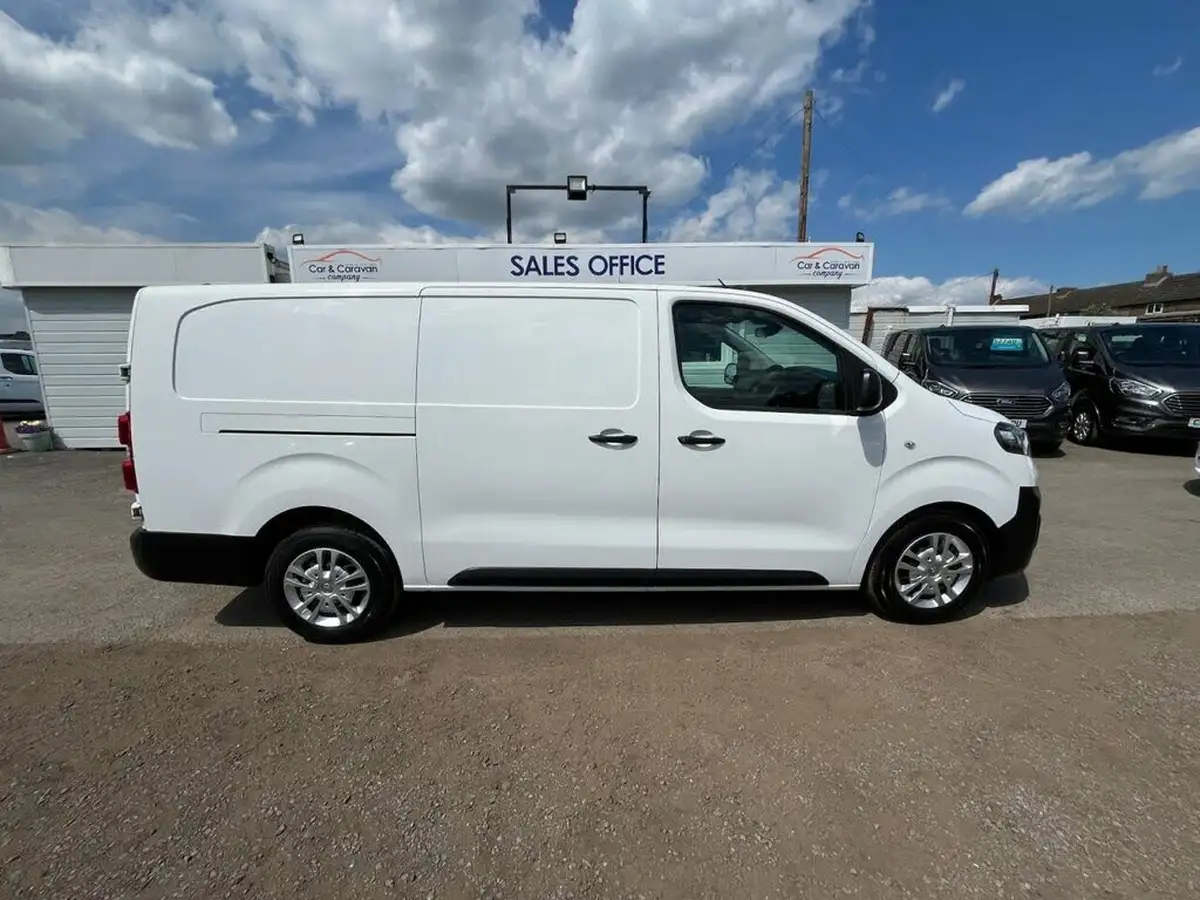 2020-vauxhall-vivaro-20td-3100-l2h1-dynamic-big-10