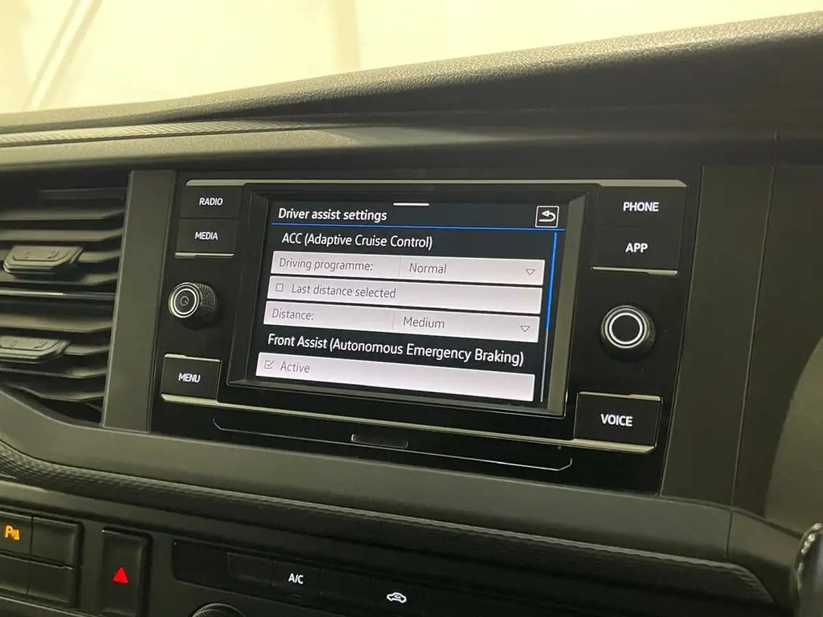 2022-volkswagen-transporter-20tdi-t30-highline-bmt-swb-150pseu6d-panel-van-big-62