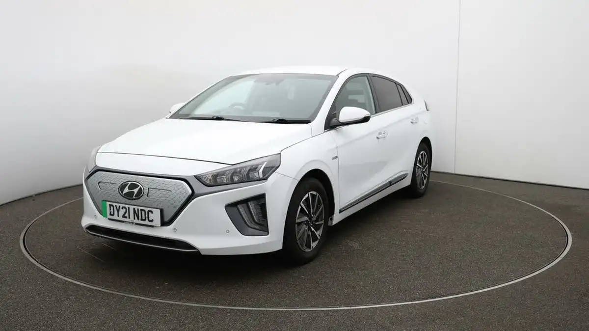 2021-hyundai-ioniq-e-premium-se-electric-100kw-big-40