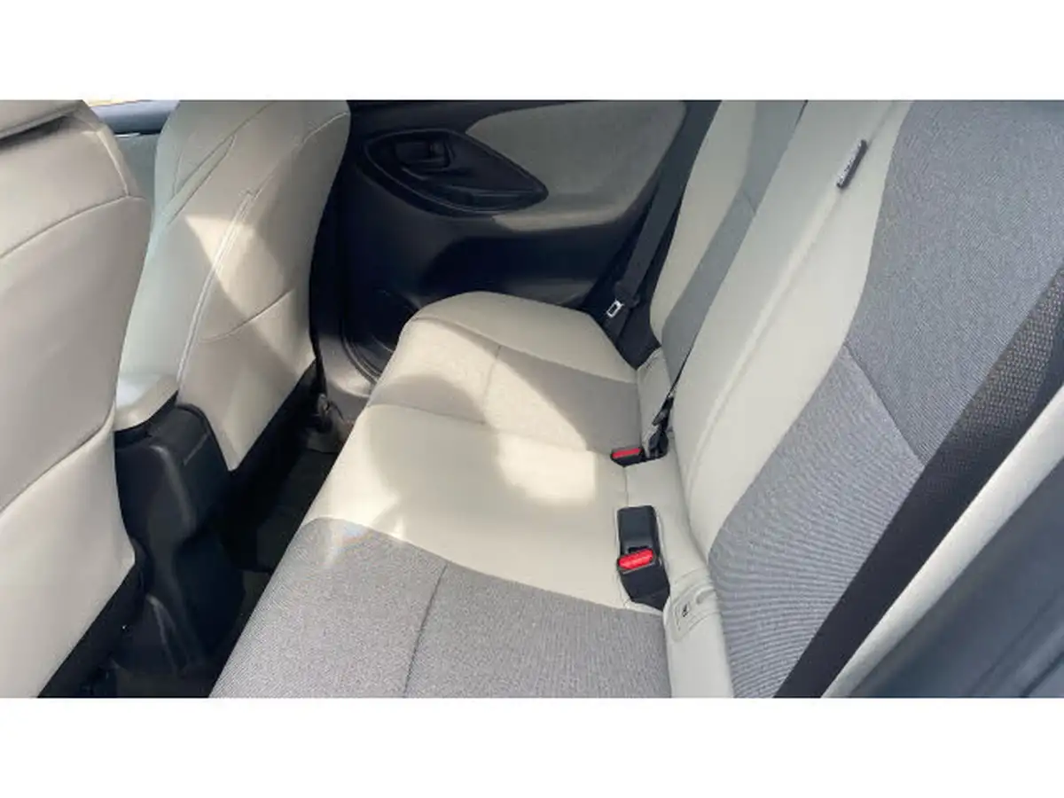 2021-toyota-yaris-15-vvt-i-excel-big-15