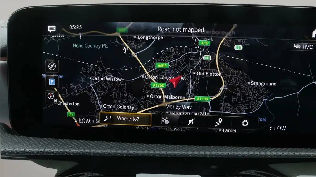 2021-mercedes-benz-cla-13-cla-180-amg-line-premium-plus-coupe-4d-big-11