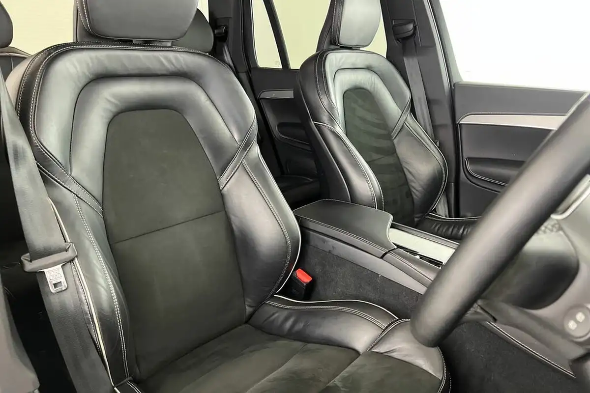 2022-volvo-xc90-20td-b5-r-design-big-30