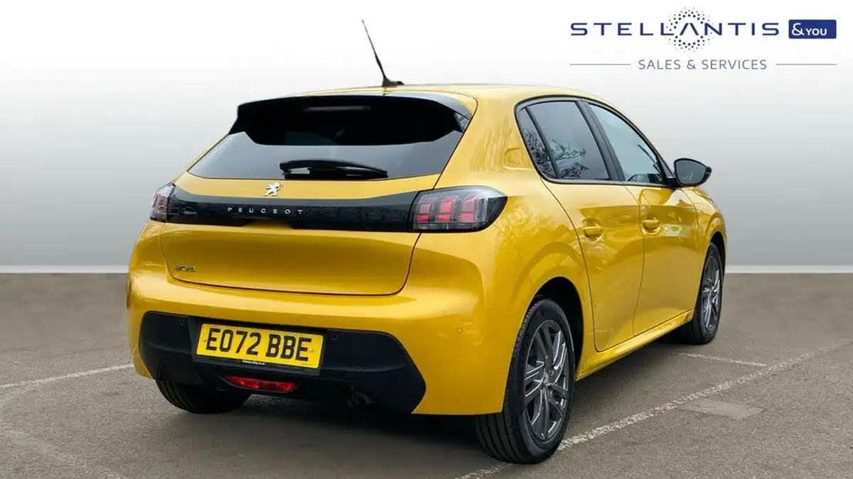 2022-peugeot-208-12-puretech-active-premium-75ps-big-2