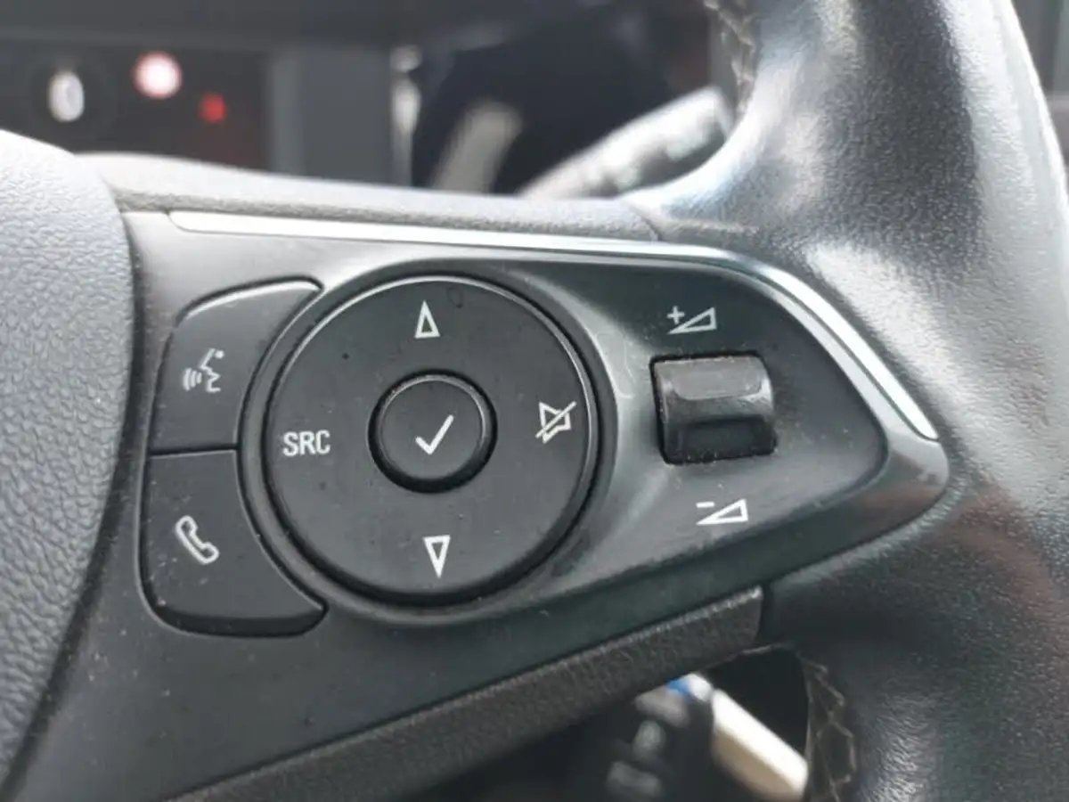 2021-vauxhall-mokka-12-sri-100ps-big-15