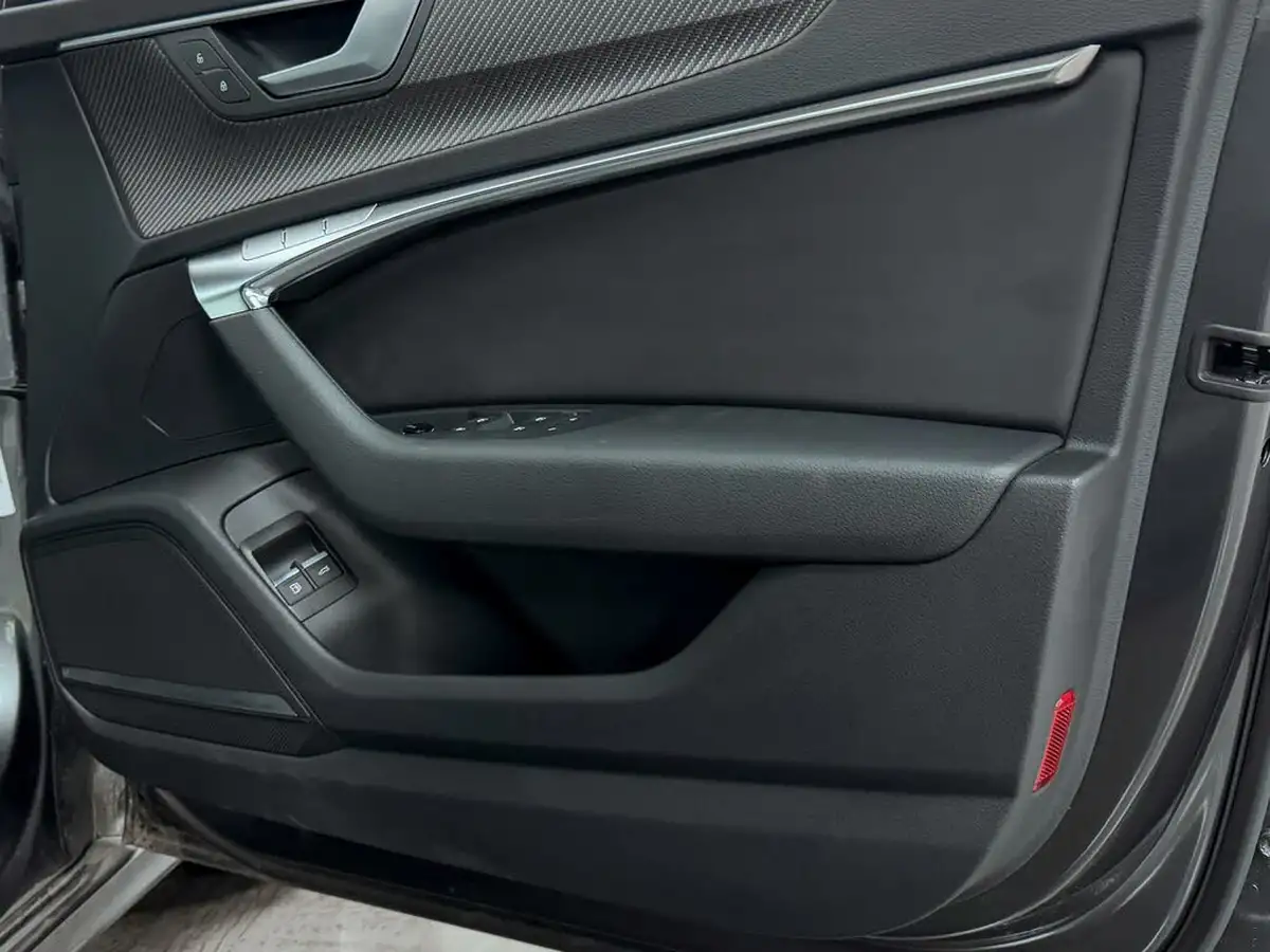 2023-audi-a6-saloon-20-50-tfsi-e-black-edition-big-20