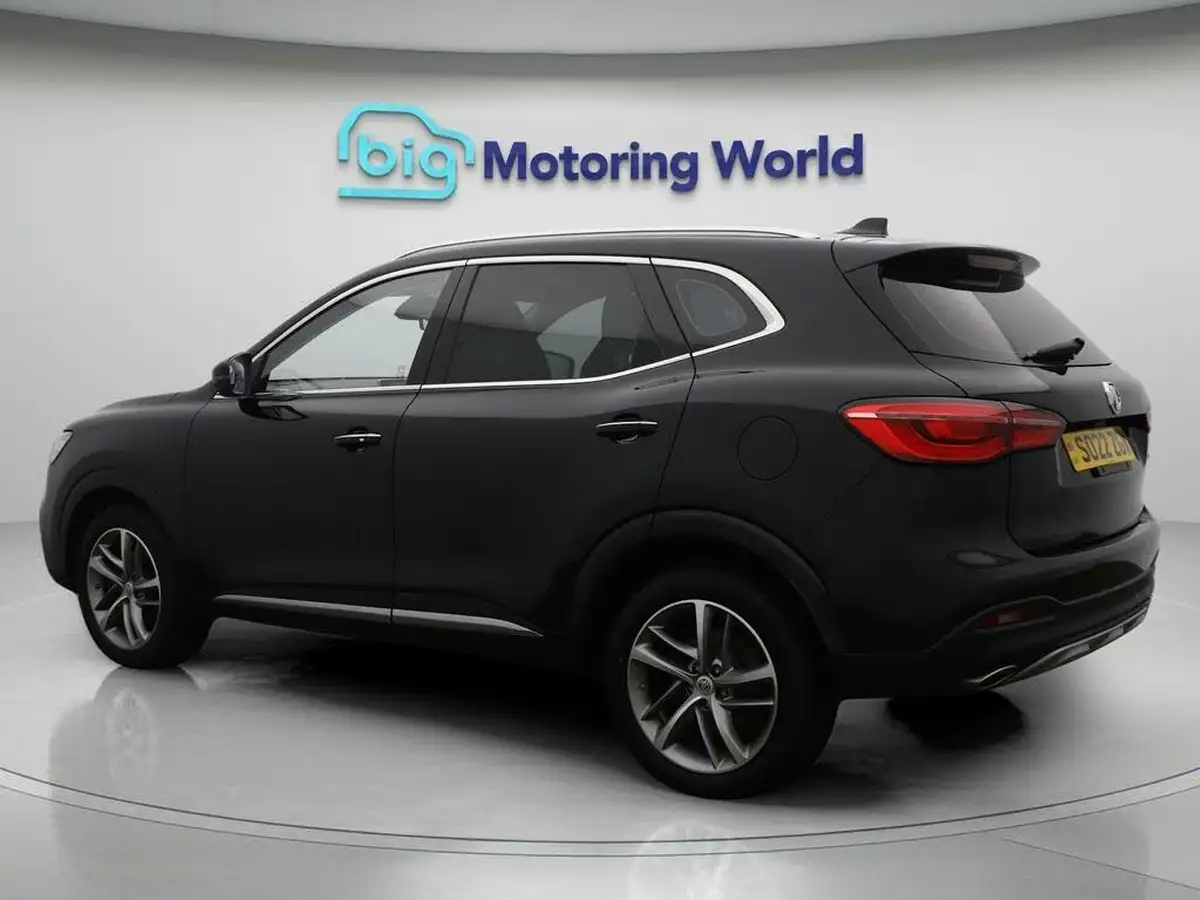 2022-mg-hs-15t-gdi-exclusive-162ps-dct-big-0