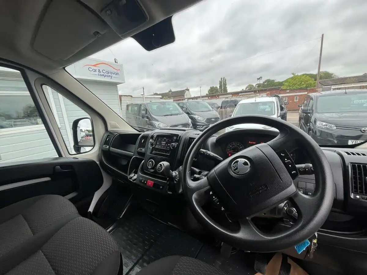 2022-vauxhall-movano-22cdti-l2-h2-3500-dynamic-big-27