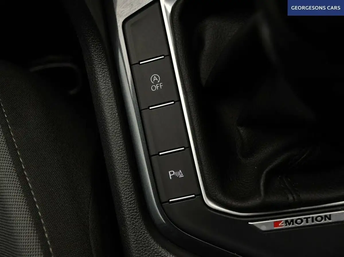 2018-volkswagen-tiguan-20tdi-se-navigation-150ps-4motion-ss-big-29