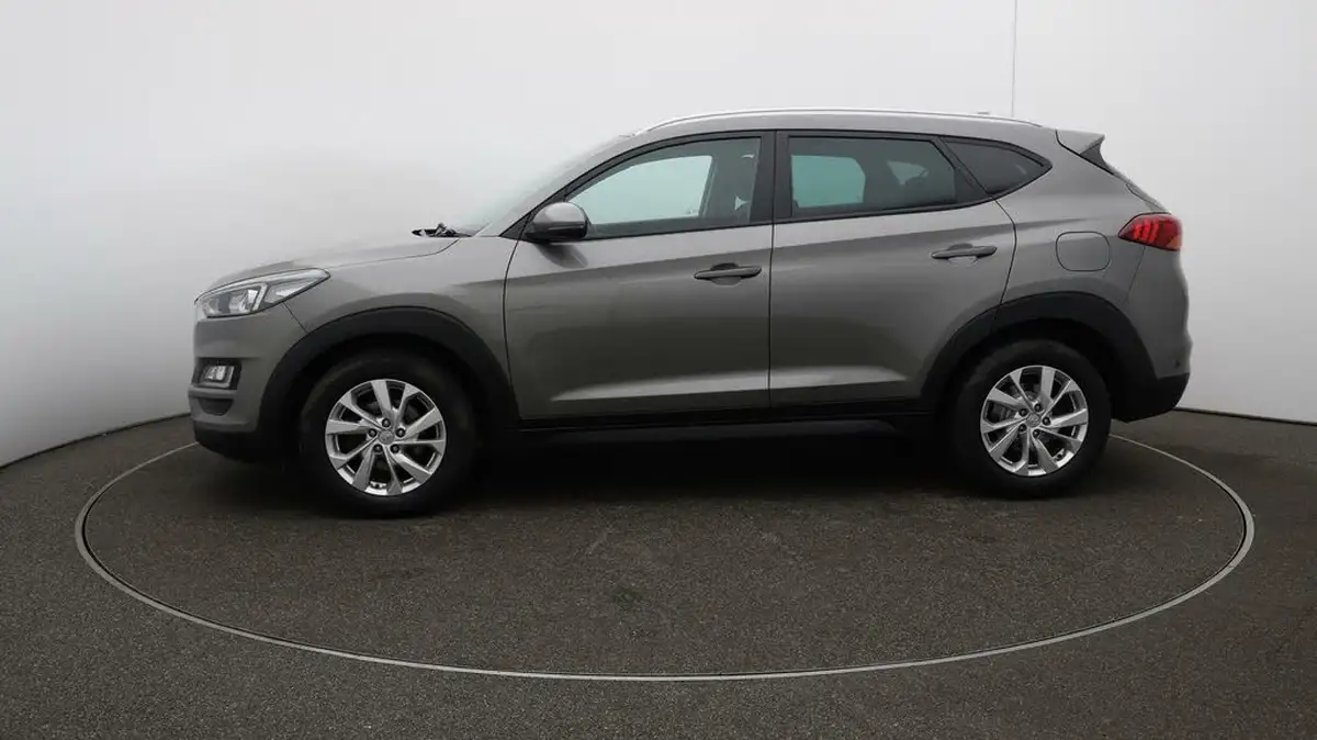 2019-hyundai-tucson-16-t-gdi-se-nav-dct-big-64