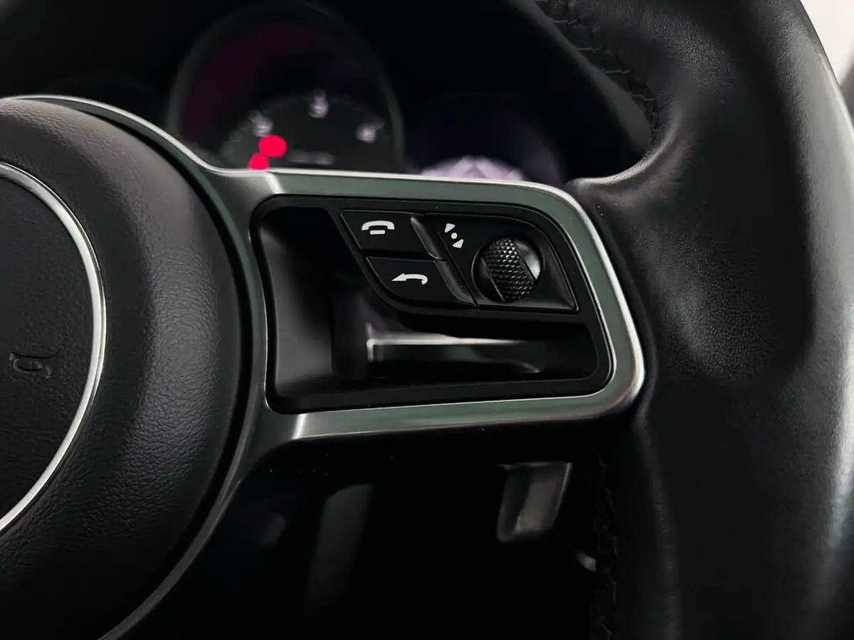 2016-porsche-macan-30td-s-big-22