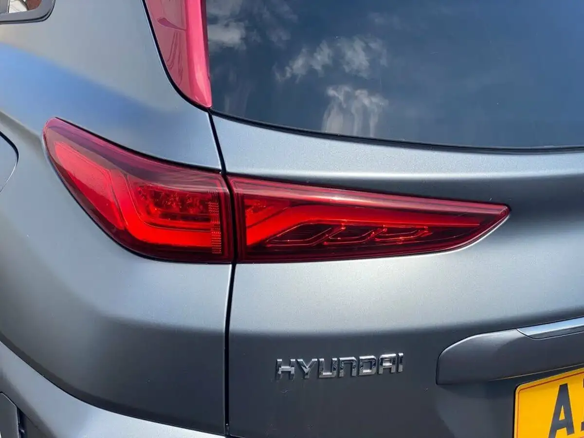 2019-hyundai-kona-16-t-gdi-iron-man-edition-big-36