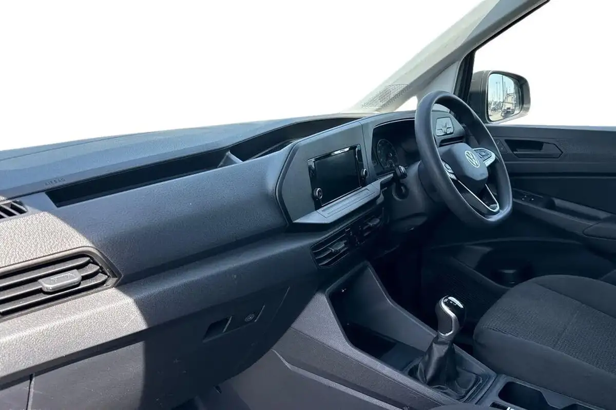2024-volkswagen-caddy-20tdi-c20-cargo-commerce-big-14