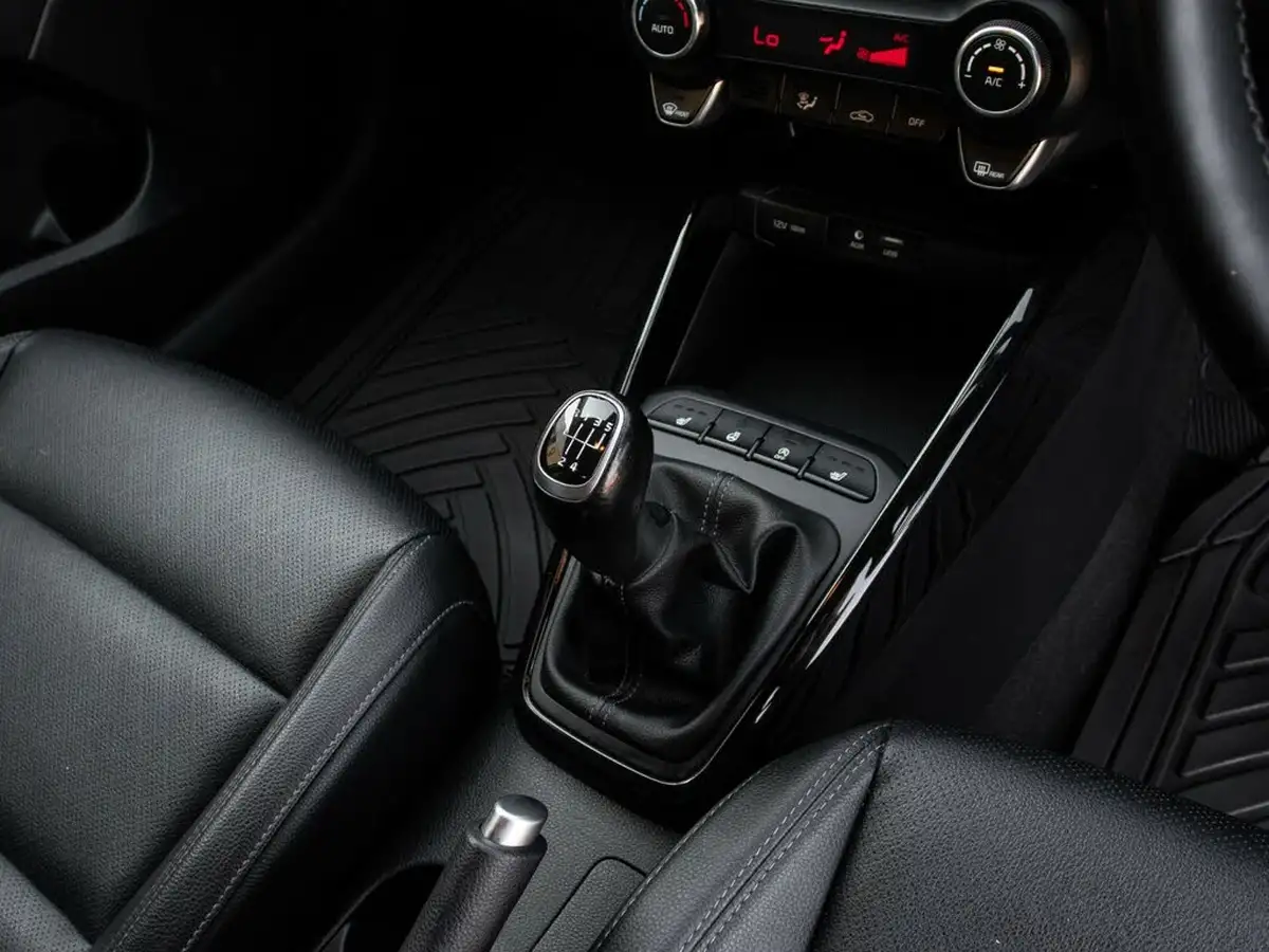 2018-kia-rio-10-t-gdi-3-98bhp-big-31